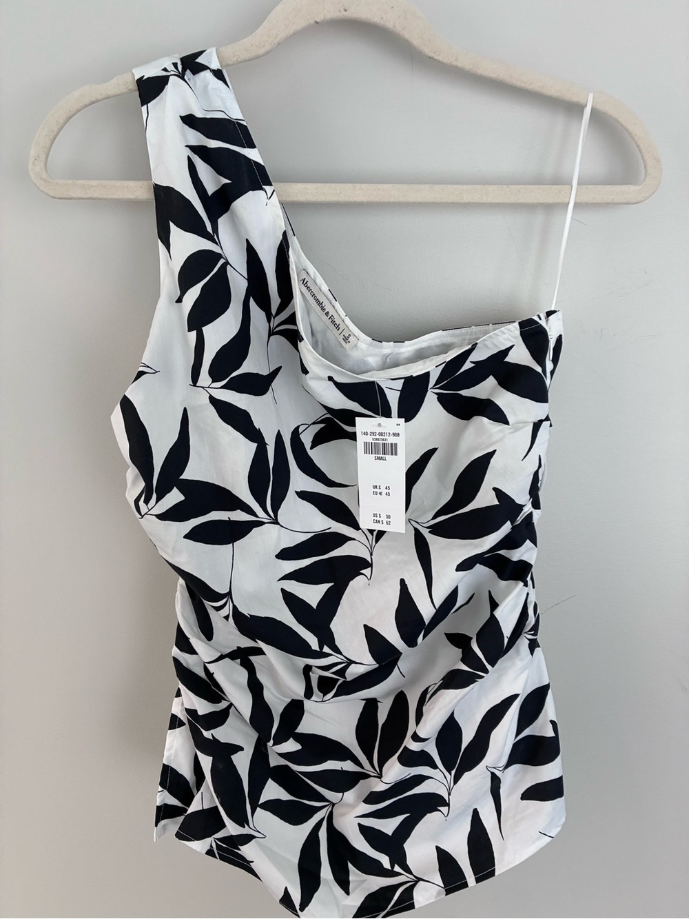 Abercrombie & Fitch Black and White Leaf-Print One-Shoulder Top